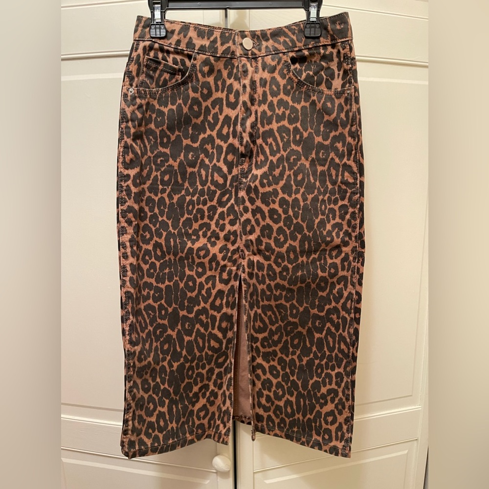 Women’s skirt